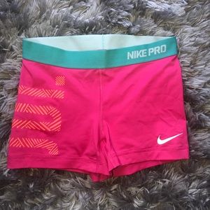 Nike Pros “just do  it”